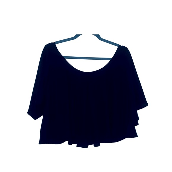 Nasty Gal Black Flowy Crop Top - Picture 1 of 6